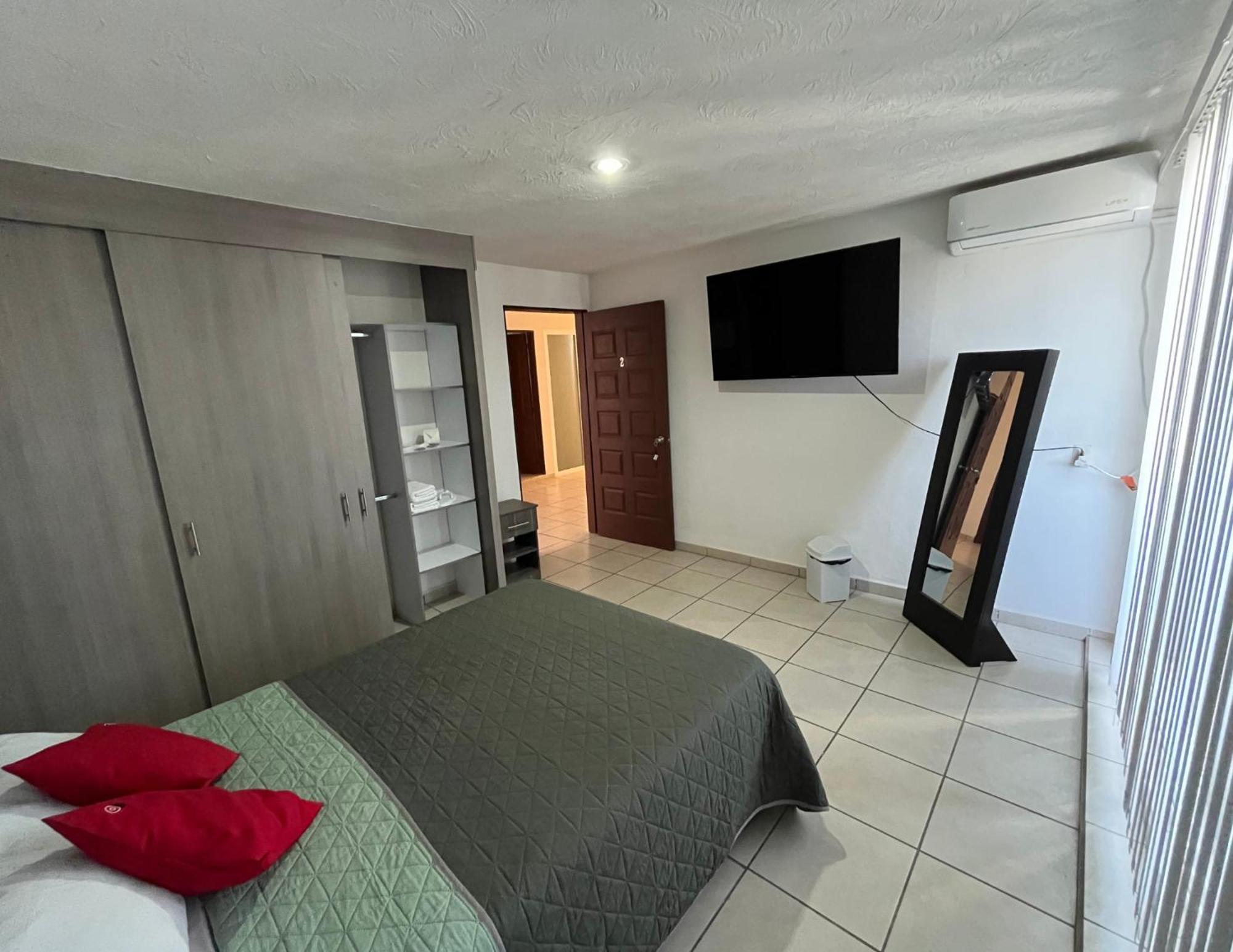 2 Venator House Boutique Apartment León Exterior foto